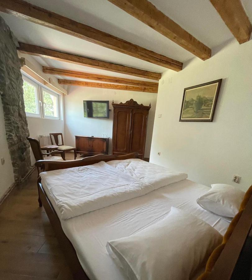 Garni Hotel Oblacinsko Jezero Oblacina 外观 照片